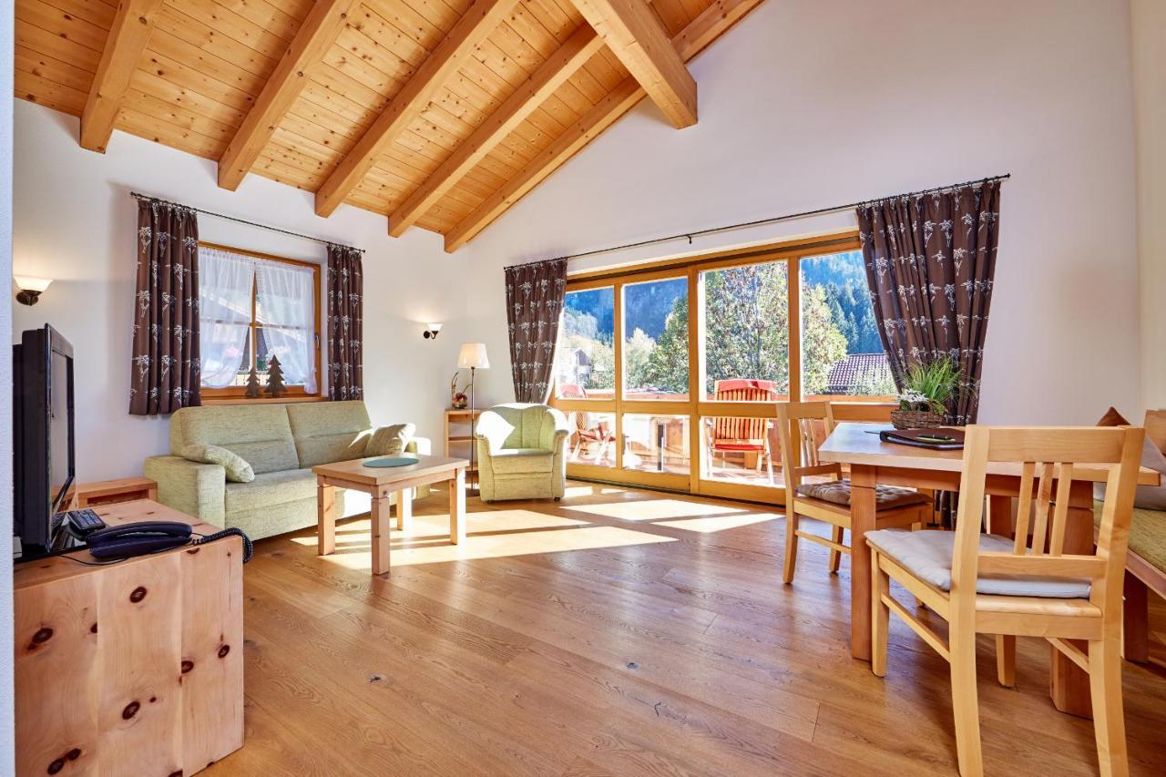 Ferienhaus Alpinissimo Oberammergau Eksteriør billede